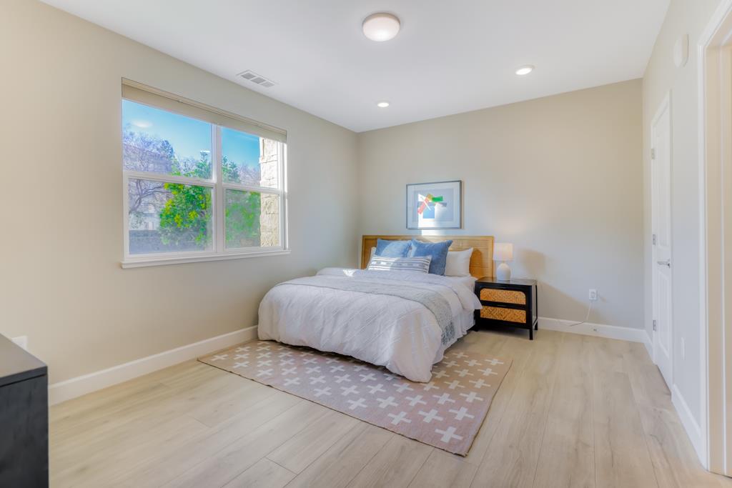 709 Santa Cecilia Terrace