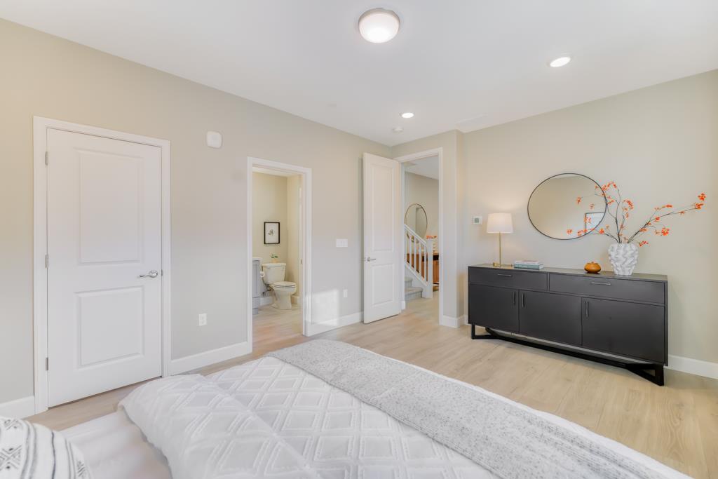 709 Santa Cecilia Terrace
