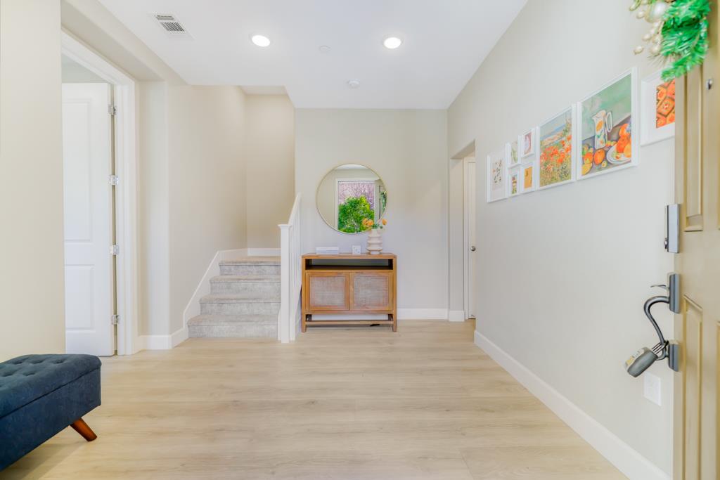 709 Santa Cecilia Terrace