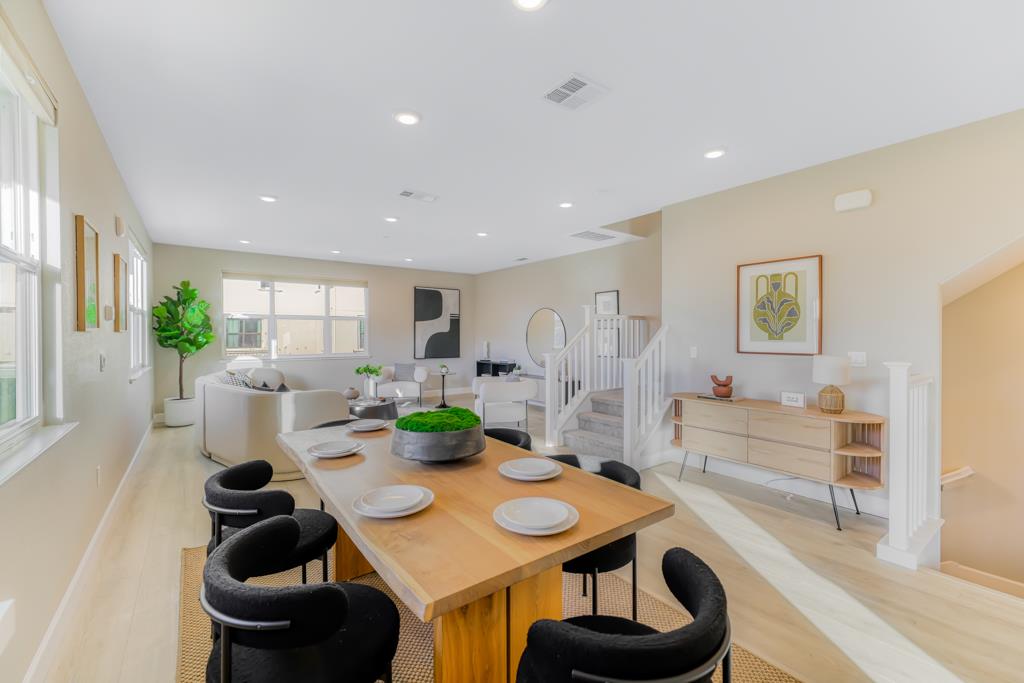 709 Santa Cecilia Terrace