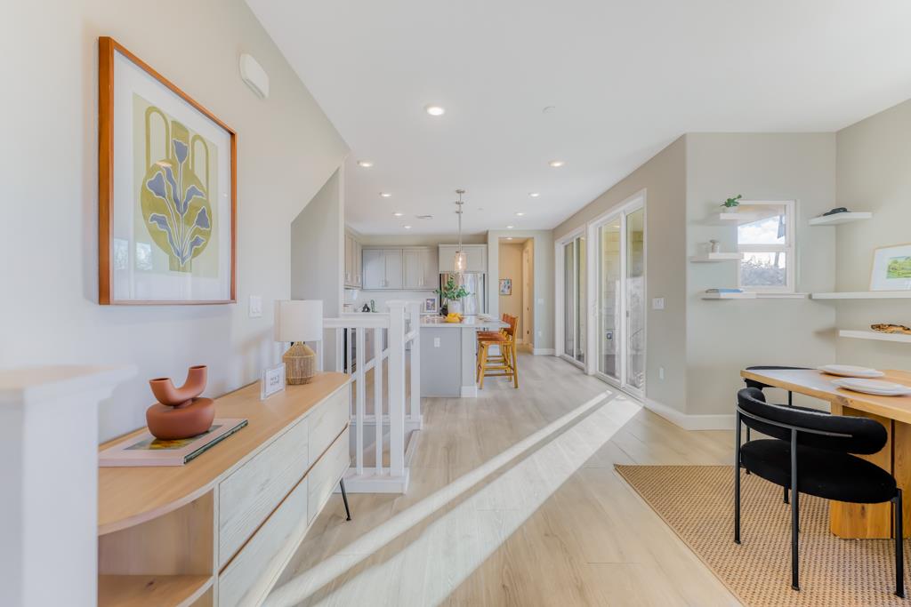 709 Santa Cecilia Terrace