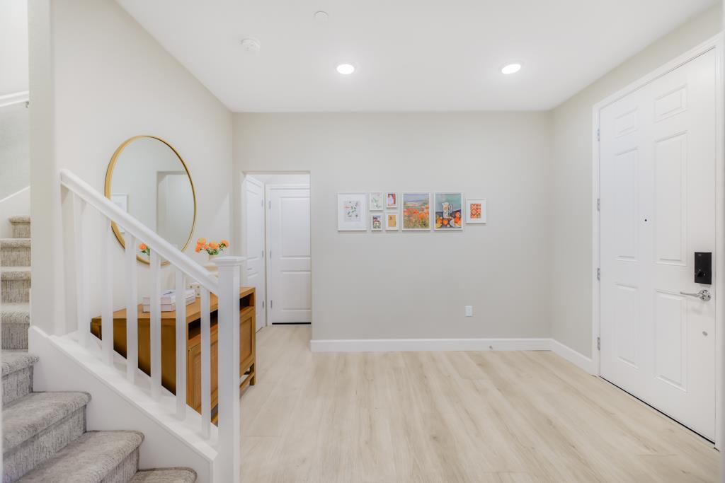709 Santa Cecilia Terrace