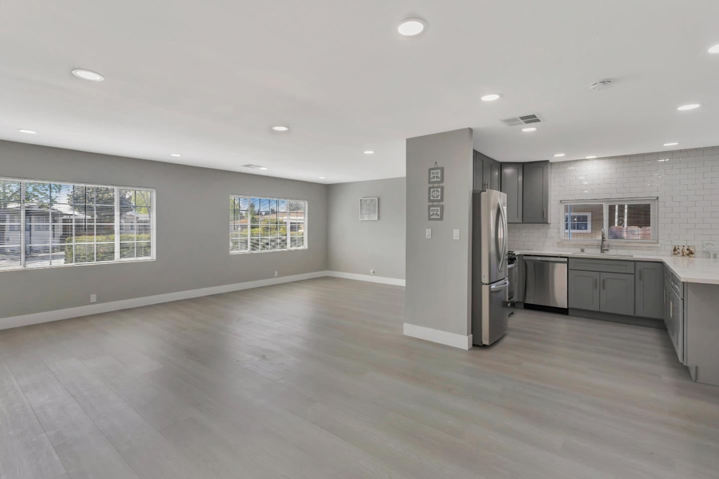 606 HERMITAGE STREET 606