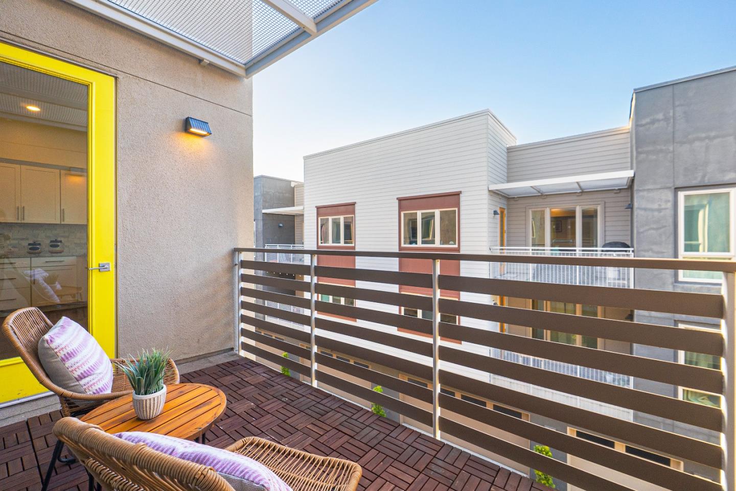 320 Riesling AVE 32