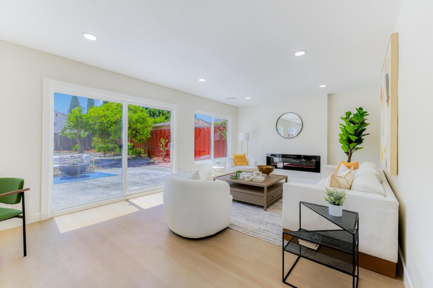 32819 Bluebird LOOP