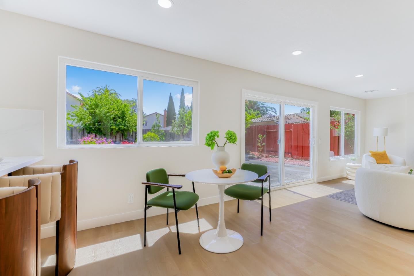 32819 Bluebird LOOP