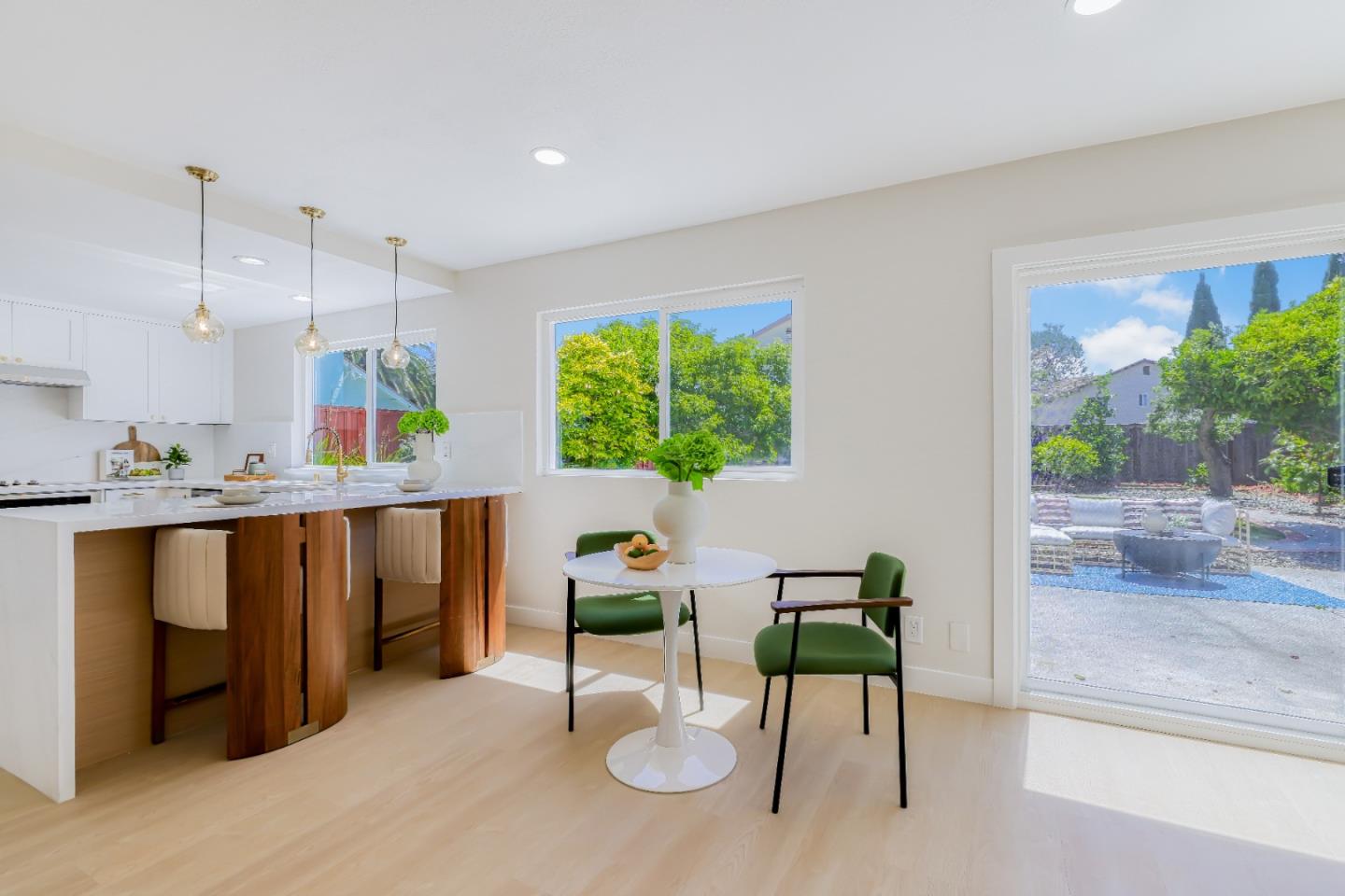 32819 Bluebird LOOP