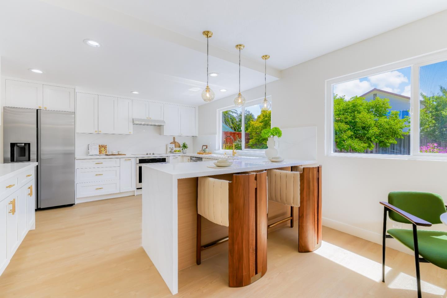 32819 Bluebird LOOP