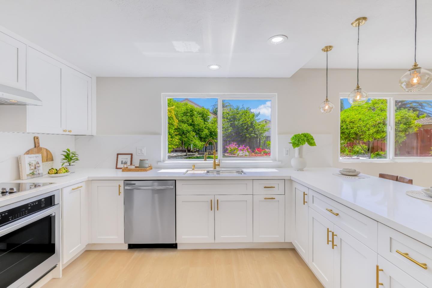 32819 Bluebird LOOP