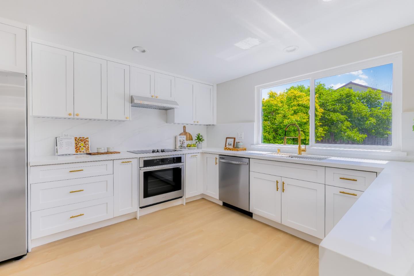 32819 Bluebird LOOP