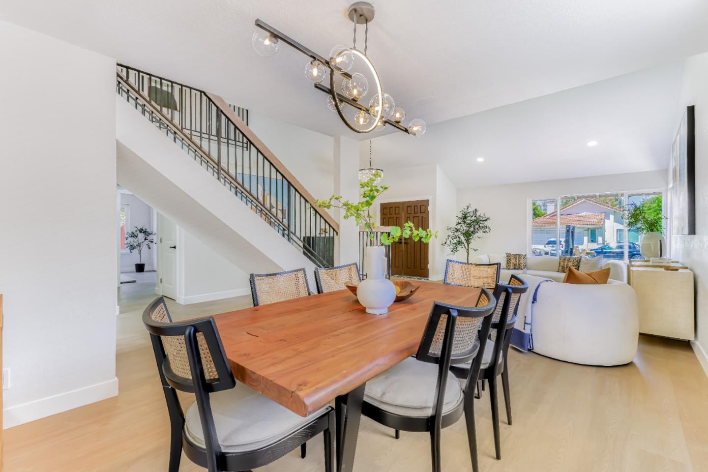 32819 Bluebird LOOP