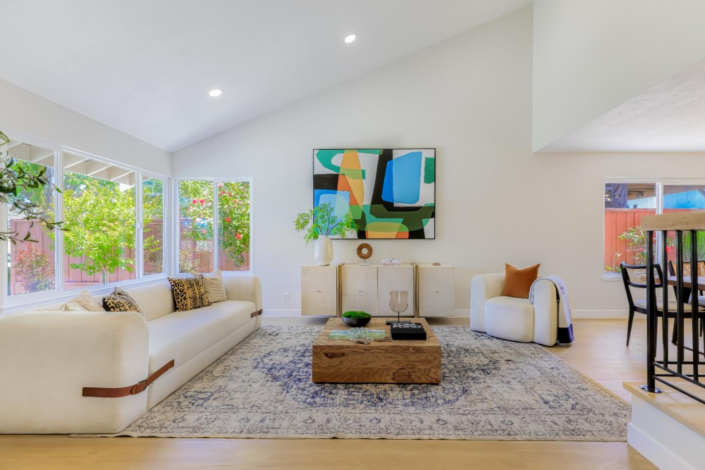 32819 Bluebird LOOP