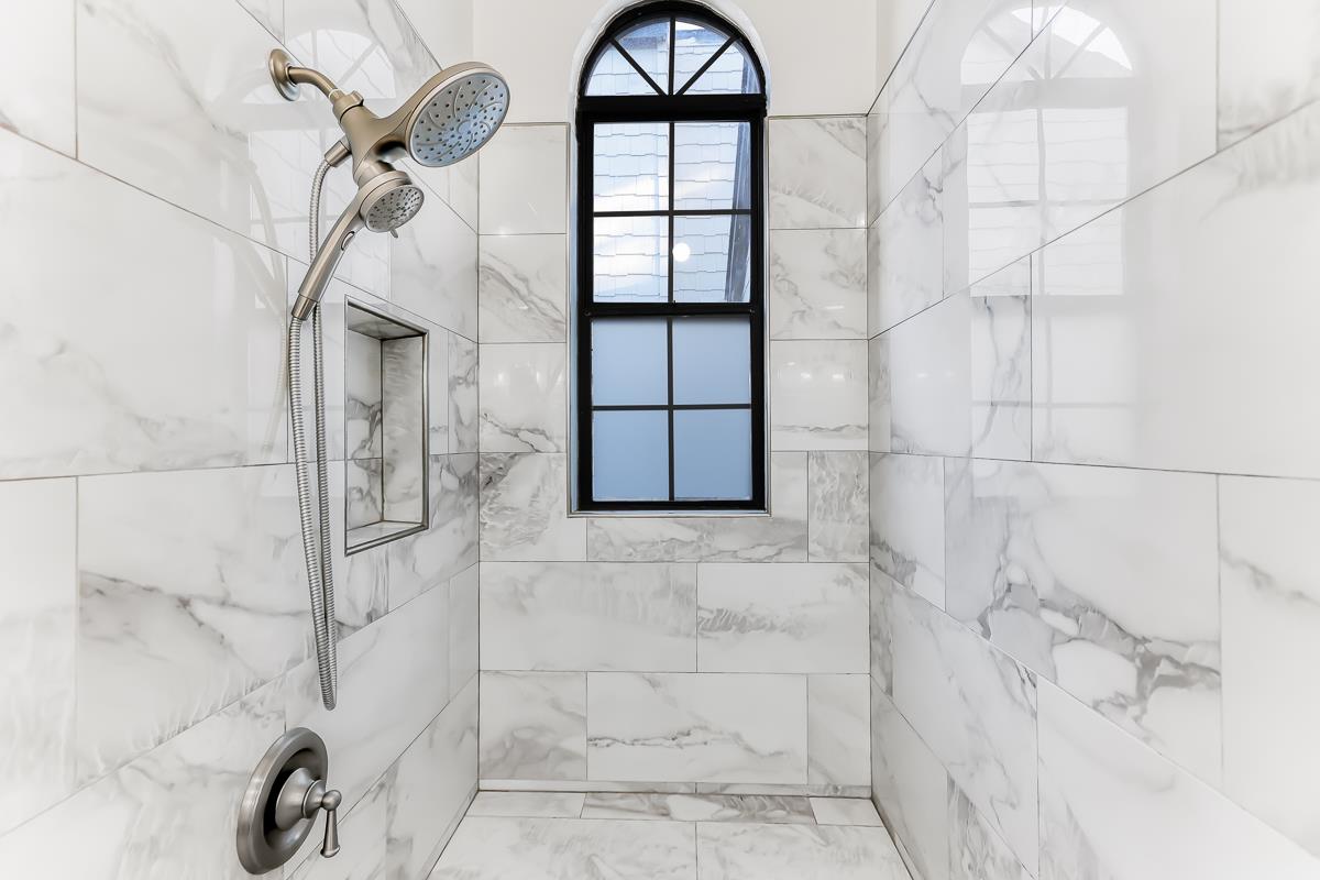 496 West Sunnyoaks Avenue B