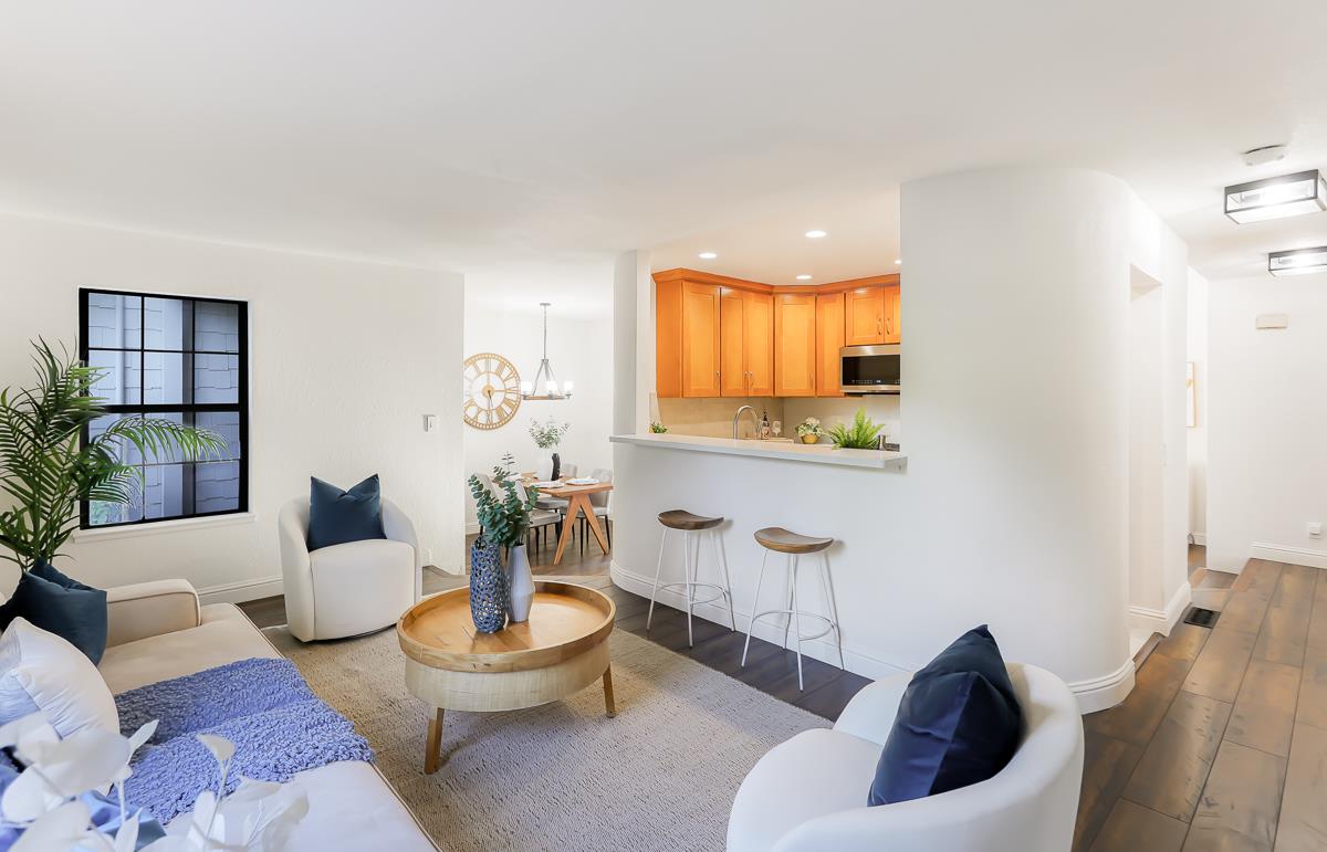 496 West Sunnyoaks Avenue B