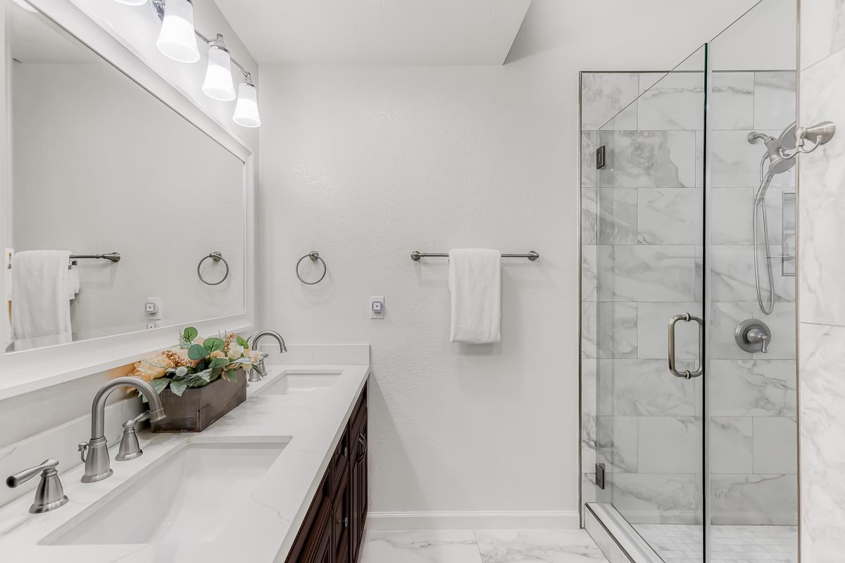 496 West Sunnyoaks Avenue B