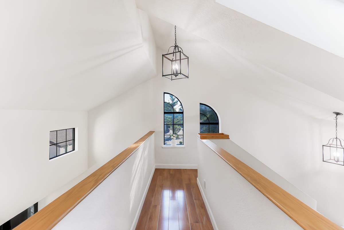 496 West Sunnyoaks Avenue B