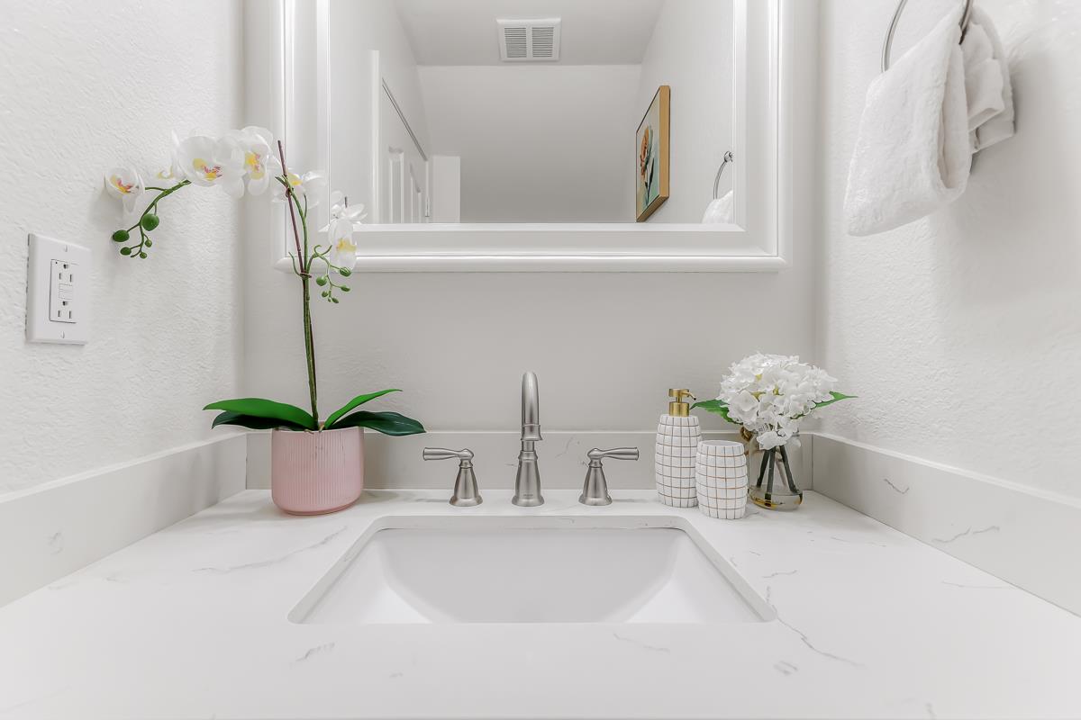 496 West Sunnyoaks Avenue B