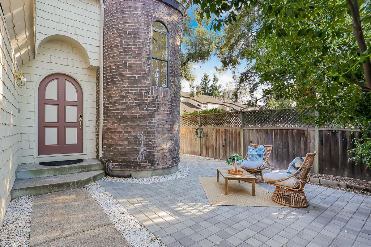 496 West Sunnyoaks Avenue B