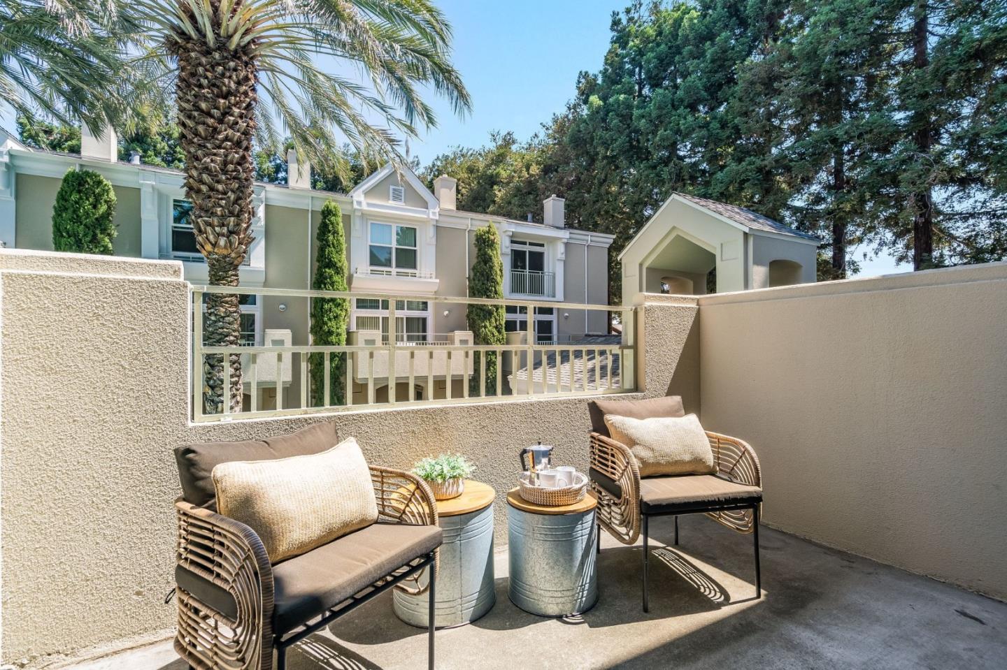 358 Dunsmuir TER 3