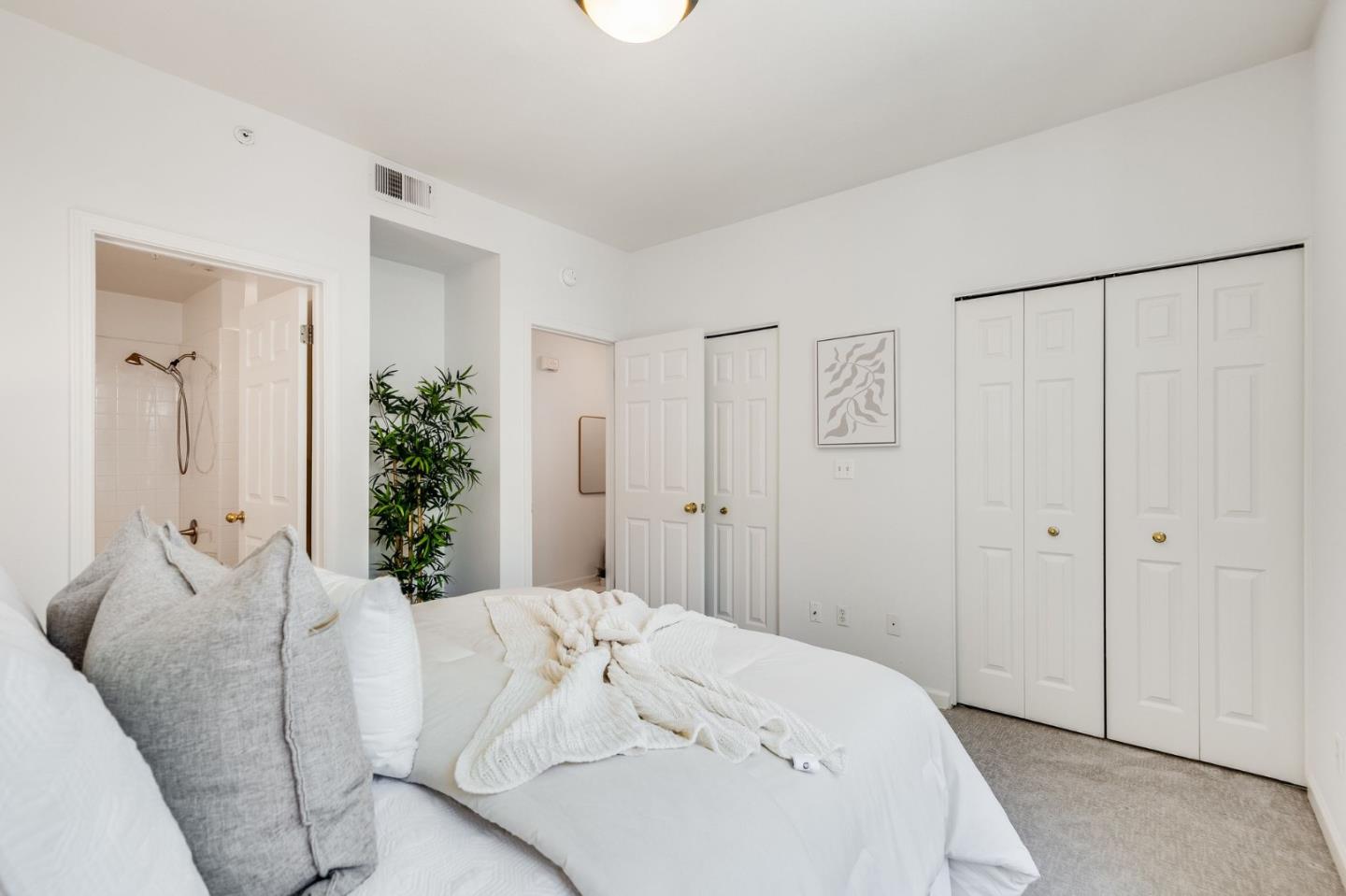 358 Dunsmuir TER 3