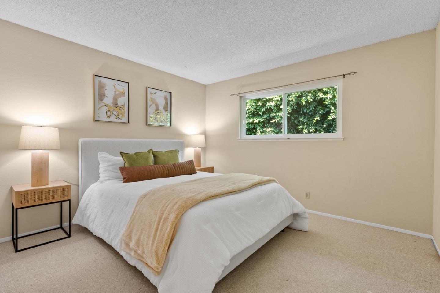 1920 Noel DR