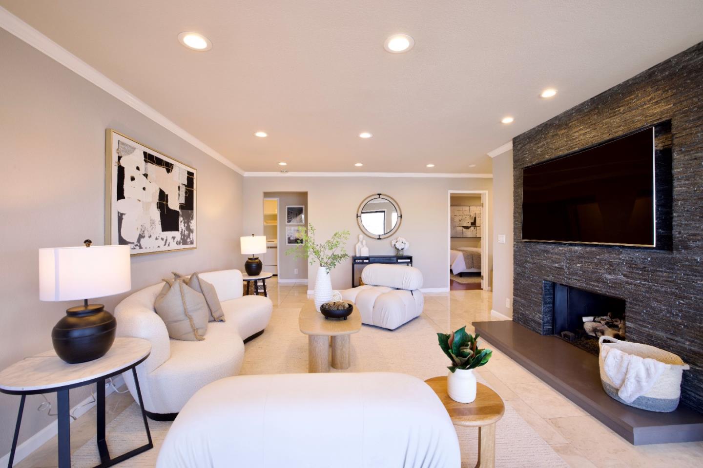 610 Portofino LN