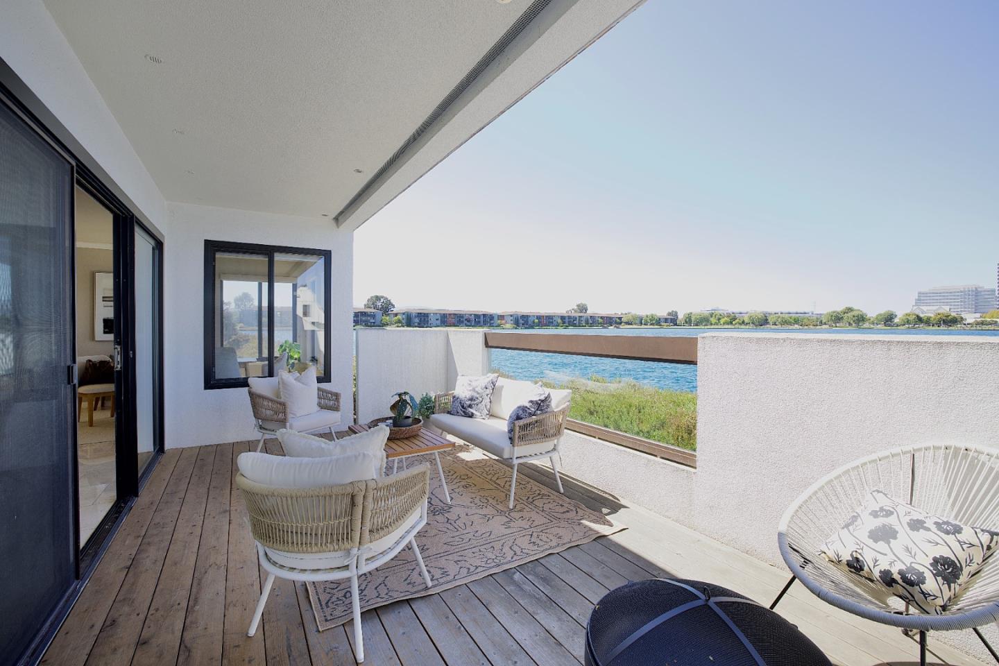 610 Portofino LN