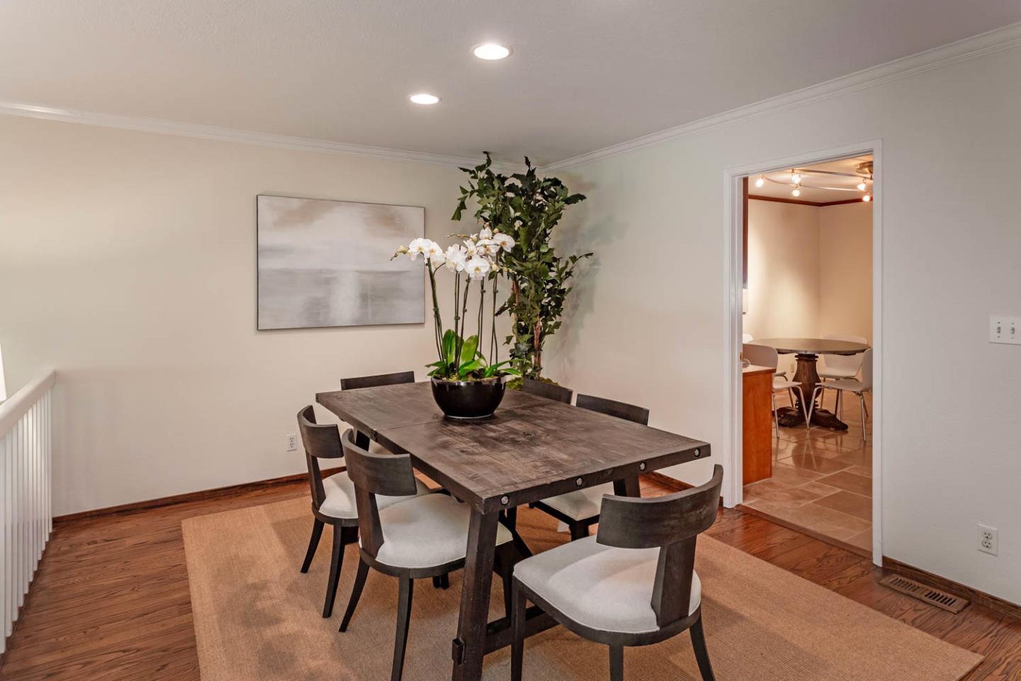1272 Sharon Park DR