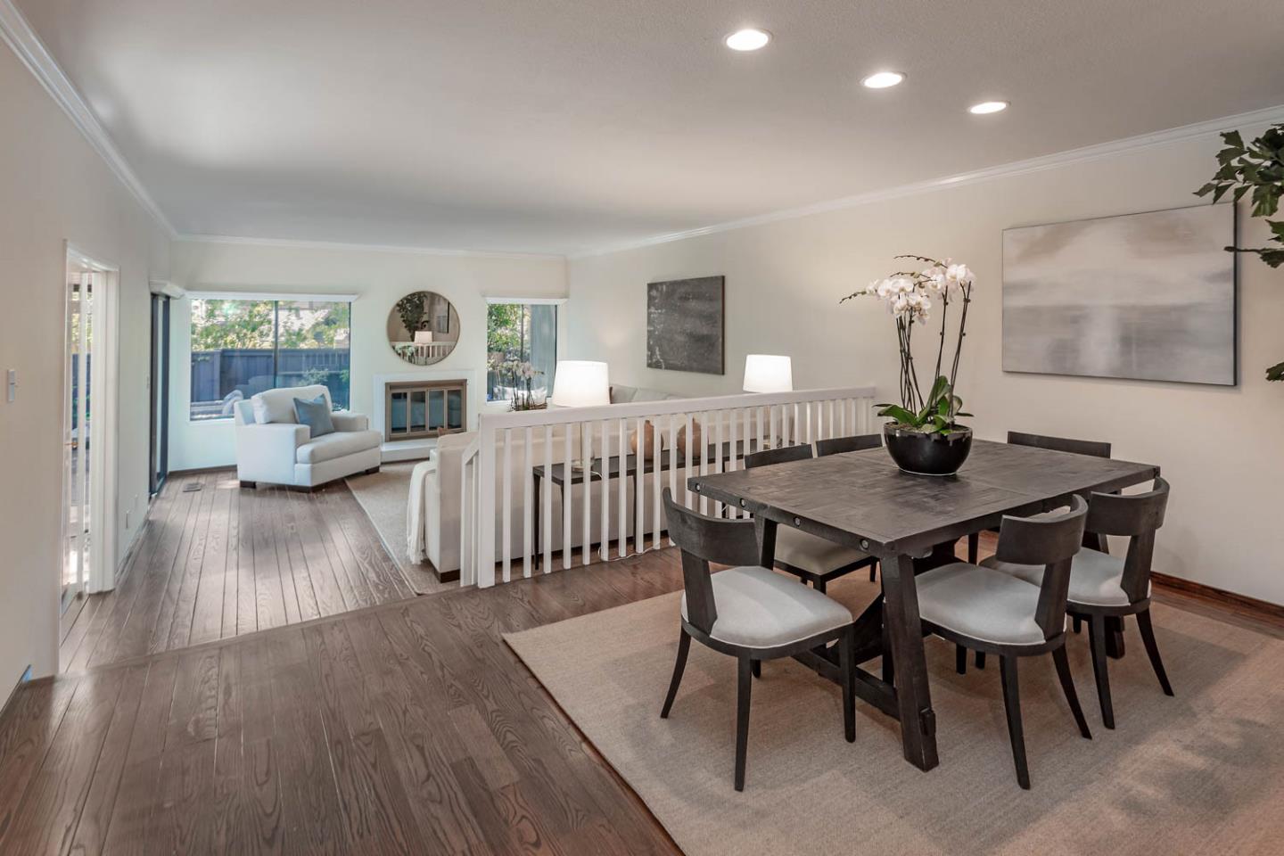 1272 Sharon Park DR