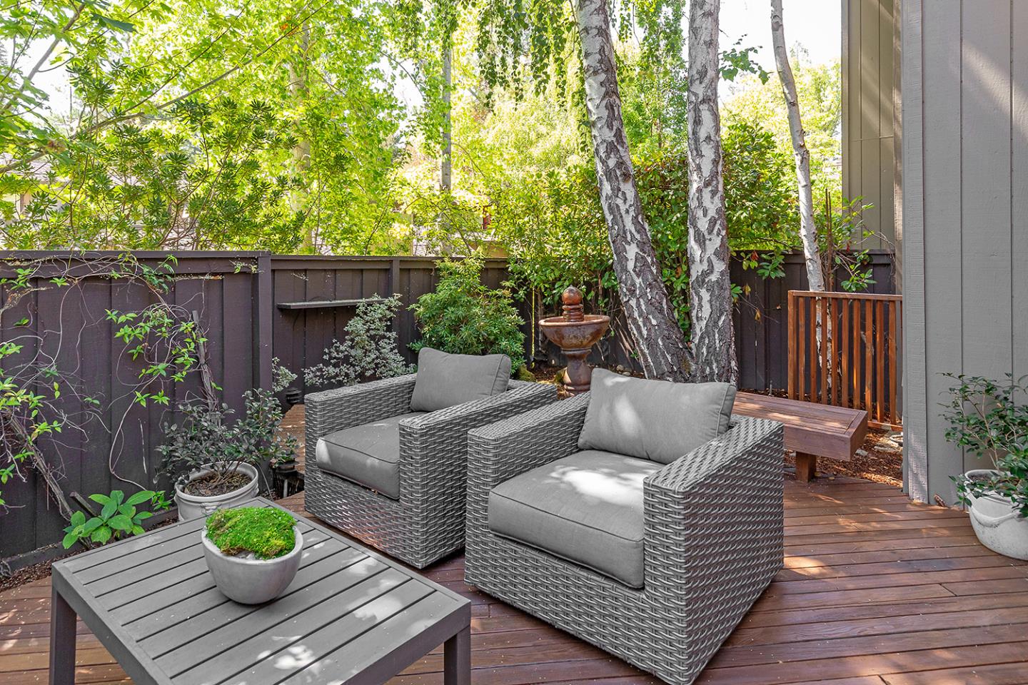 1272 Sharon Park DR