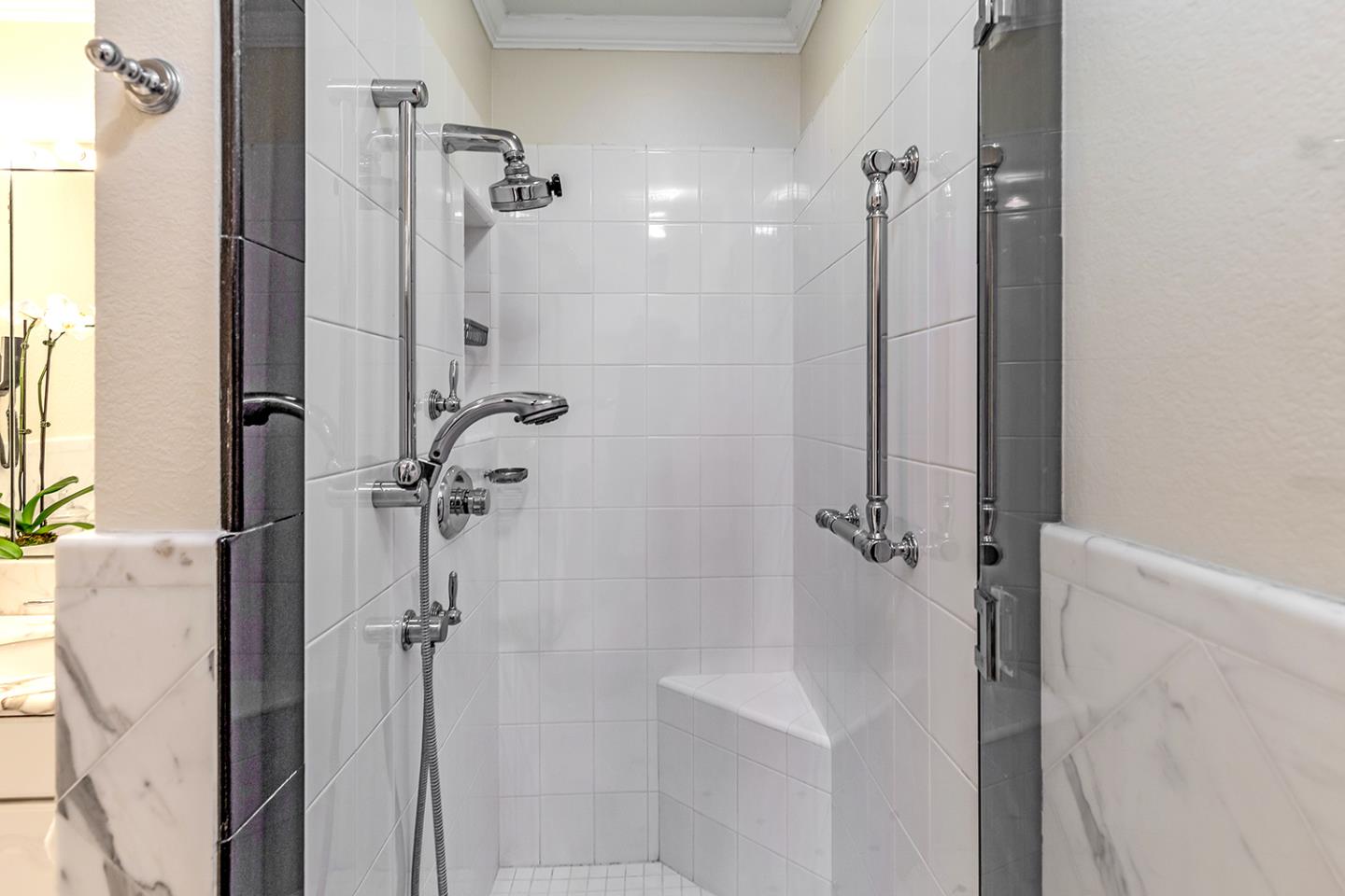 1272 Sharon Park DR