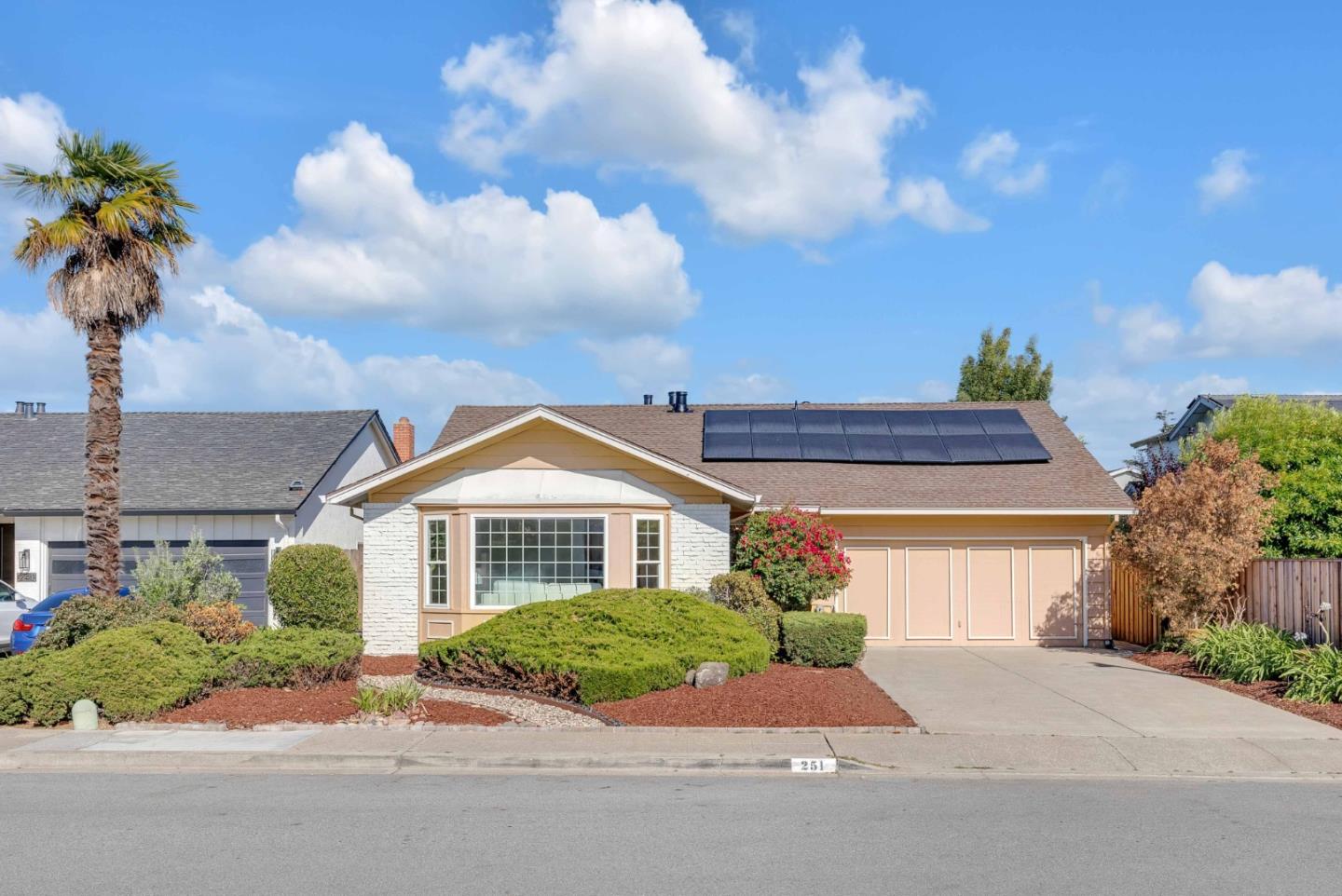 251 Topsail CT