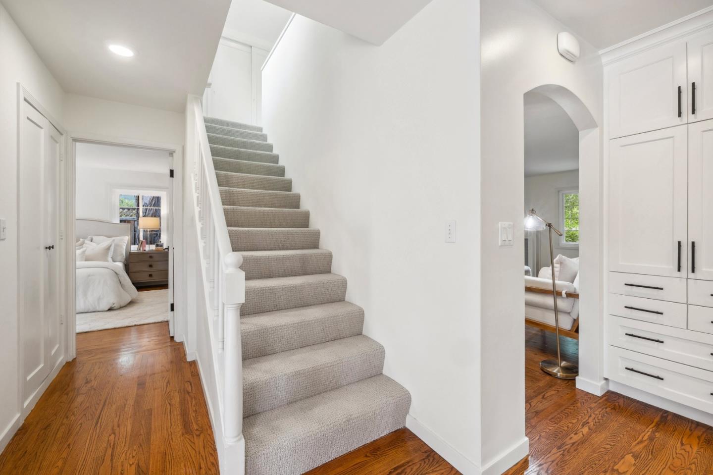 306 Iris WAY
