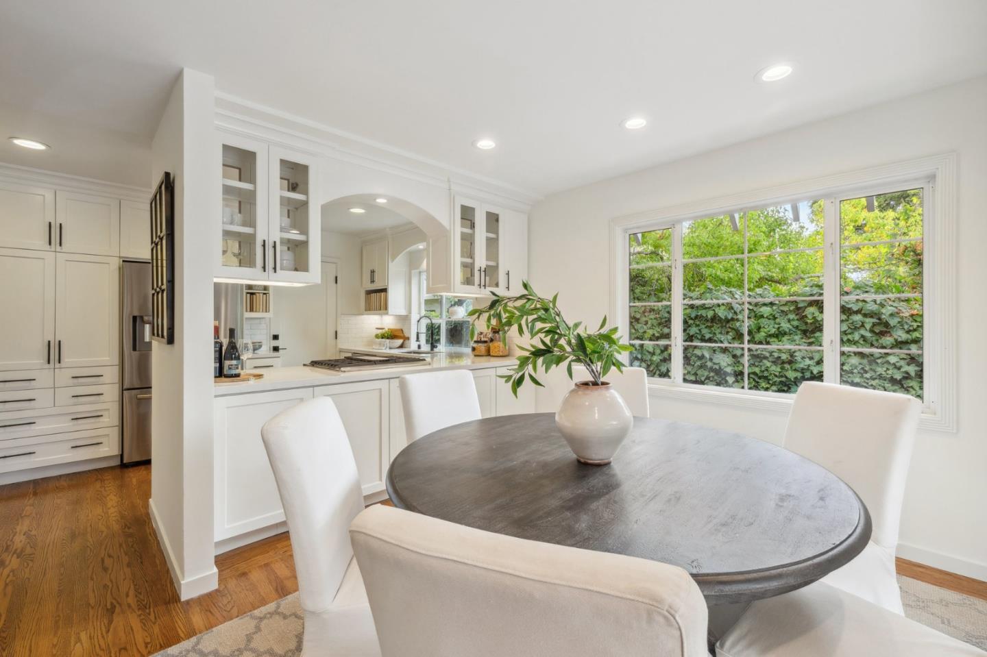 306 Iris WAY