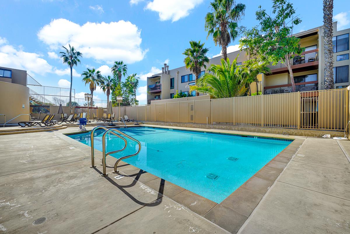 926 Beach Park BLVD 8