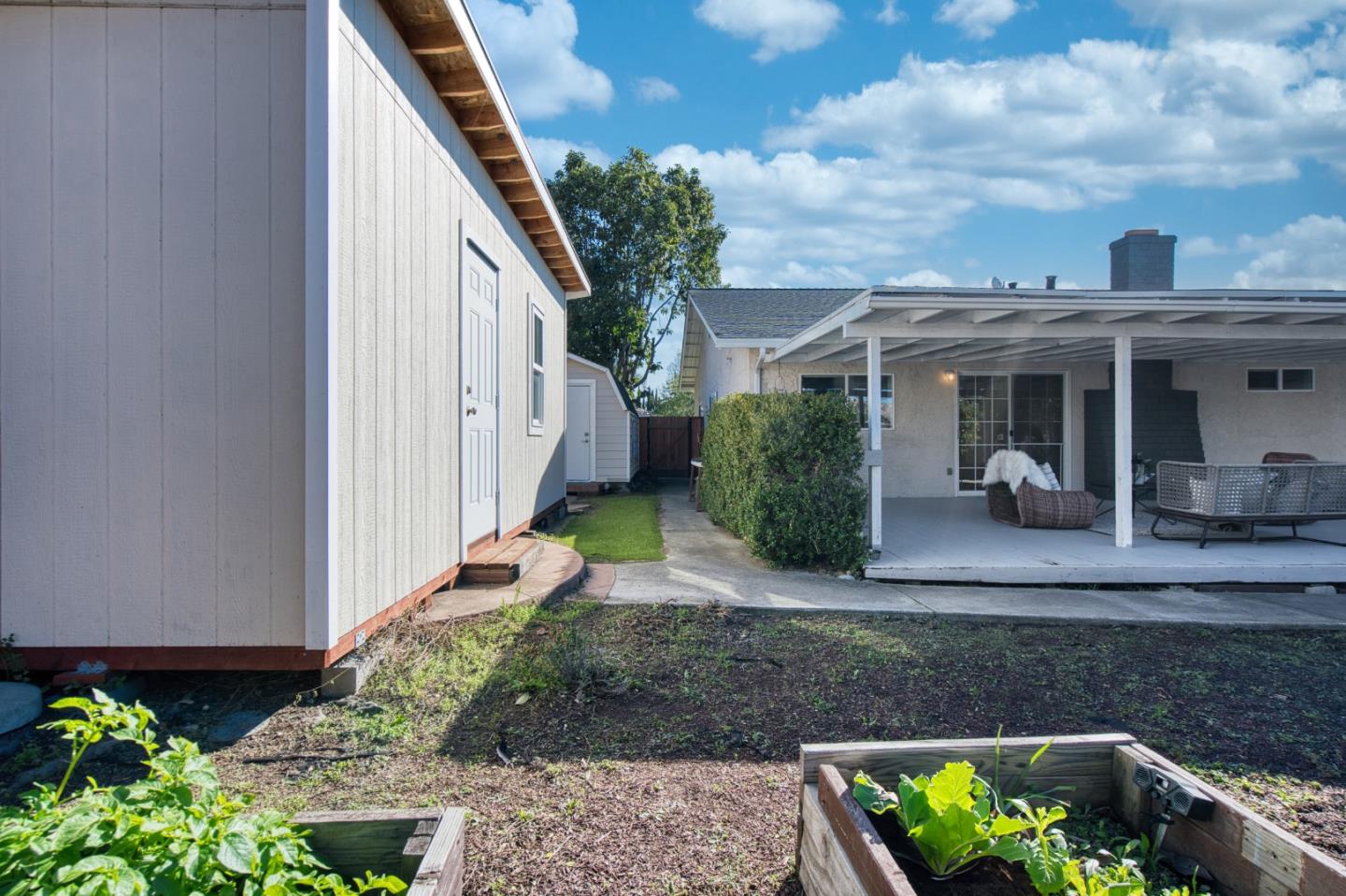 1435 Old Piedmont RD