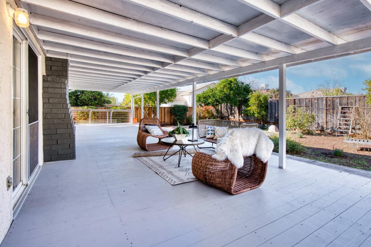 1435 Old Piedmont RD