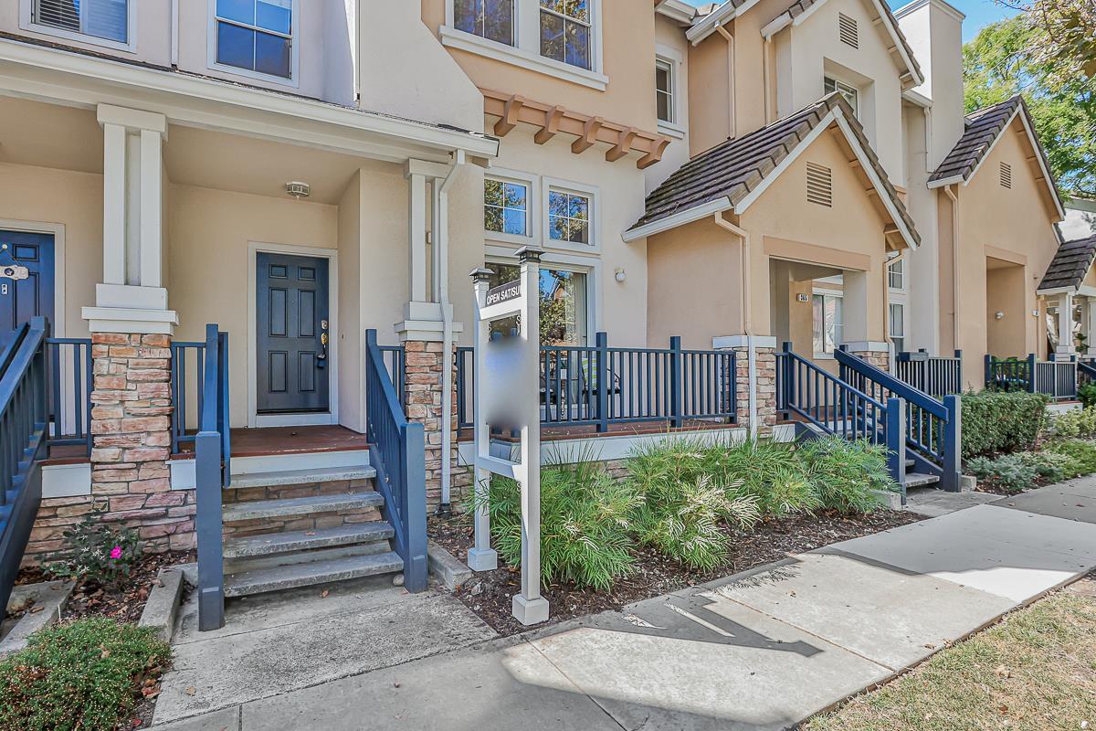 369 Pacific Drive