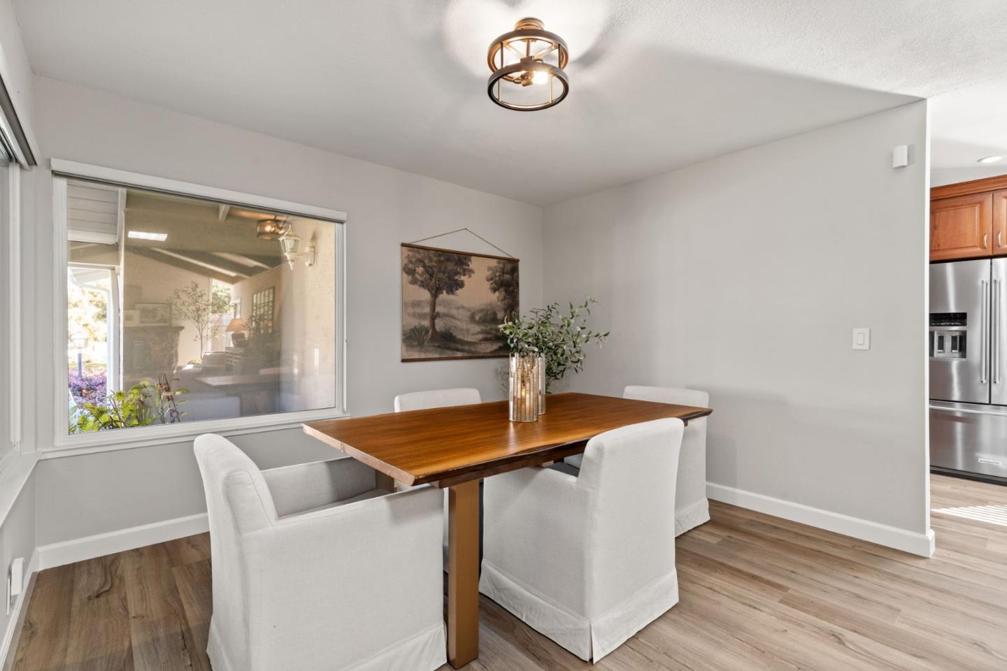 745 Silvertip WAY