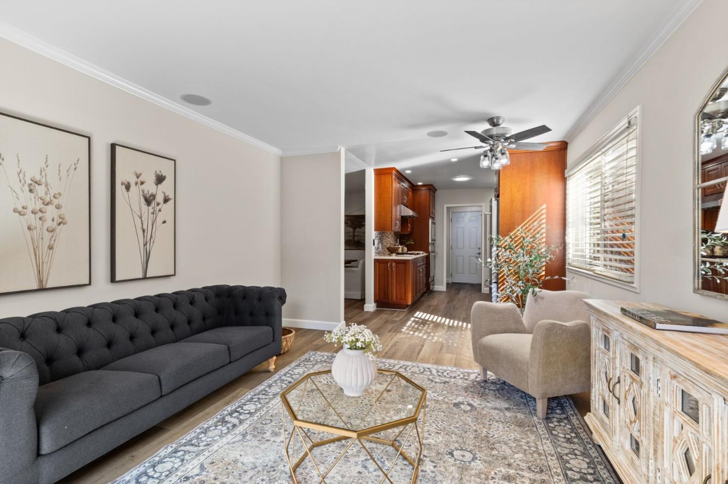 745 Silvertip WAY