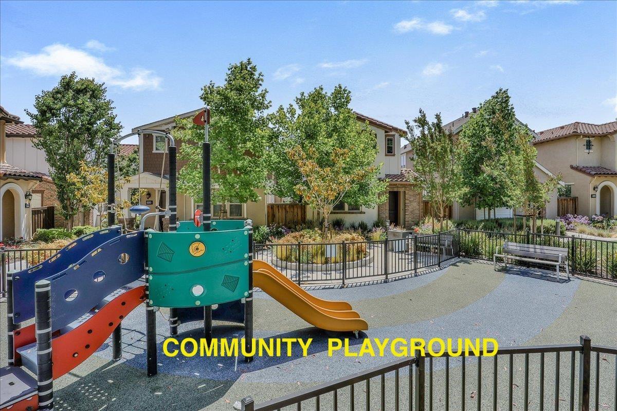 3134 Via Siena PL
