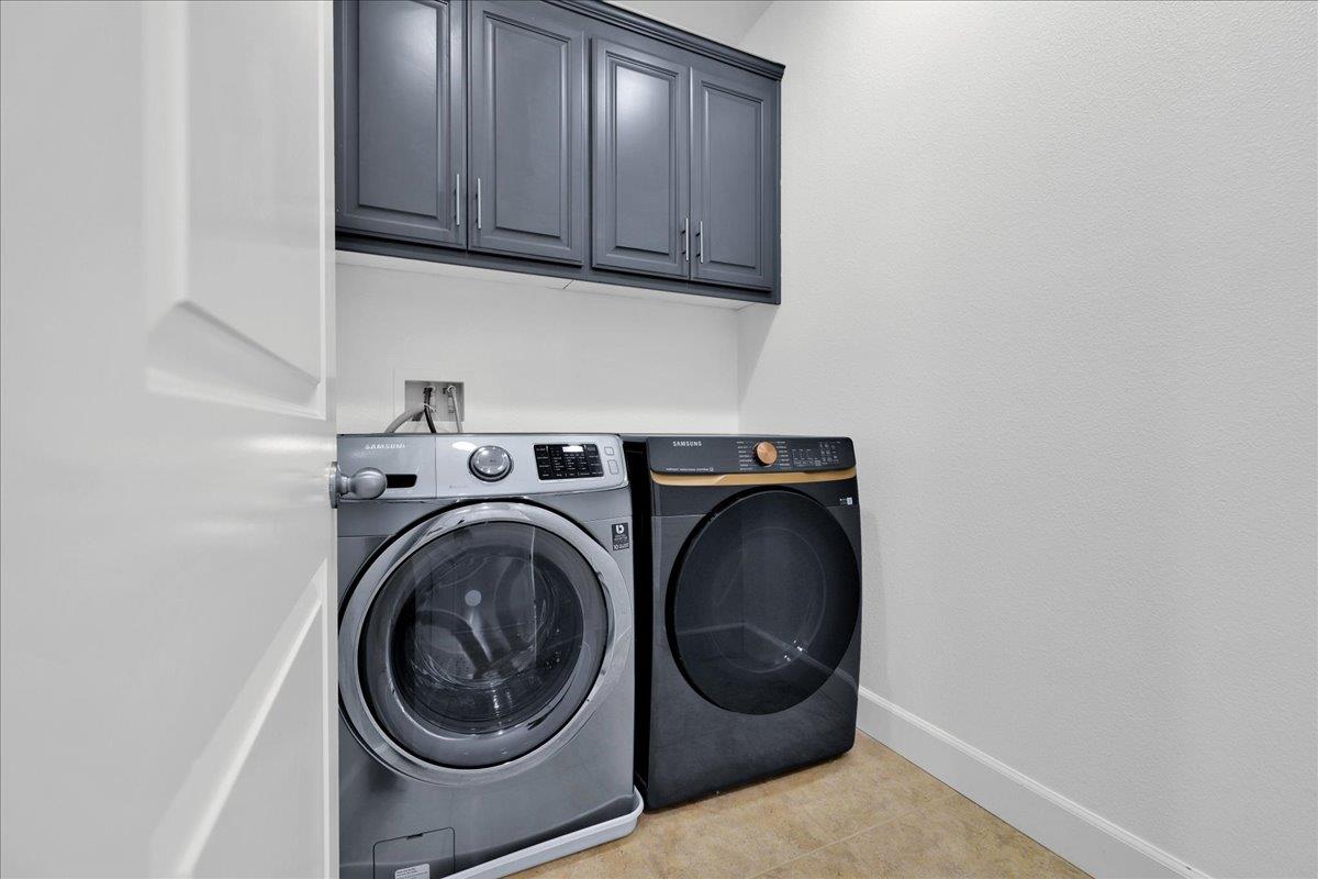 3134 Via Siena PL