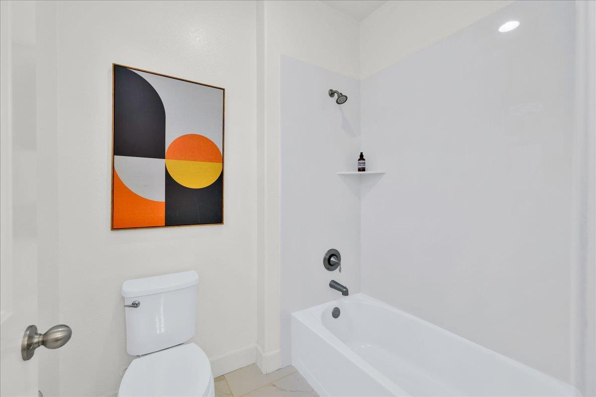 3134 Via Siena PL