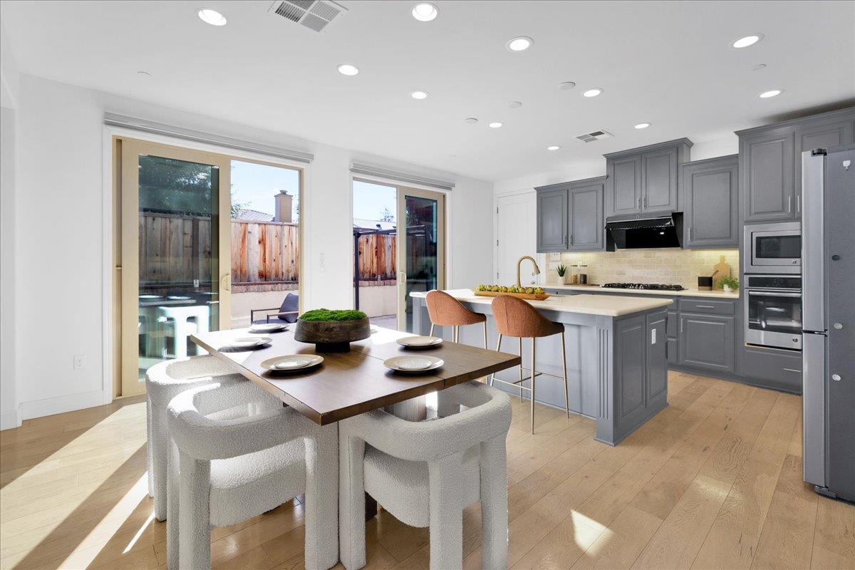 3134 Via Siena PL