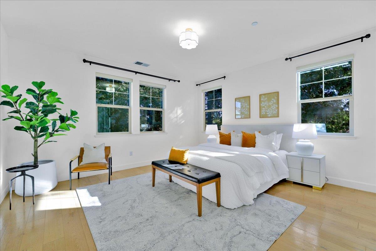 3134 Via Siena PL