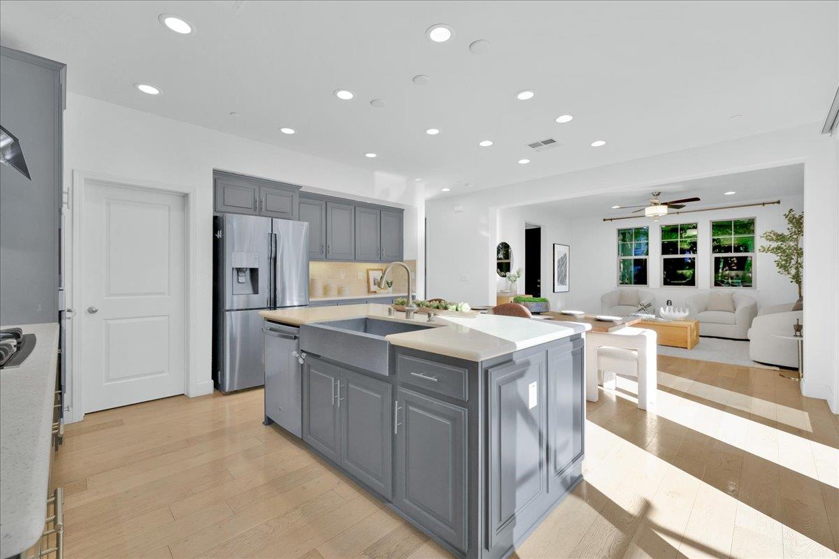 3134 Via Siena PL