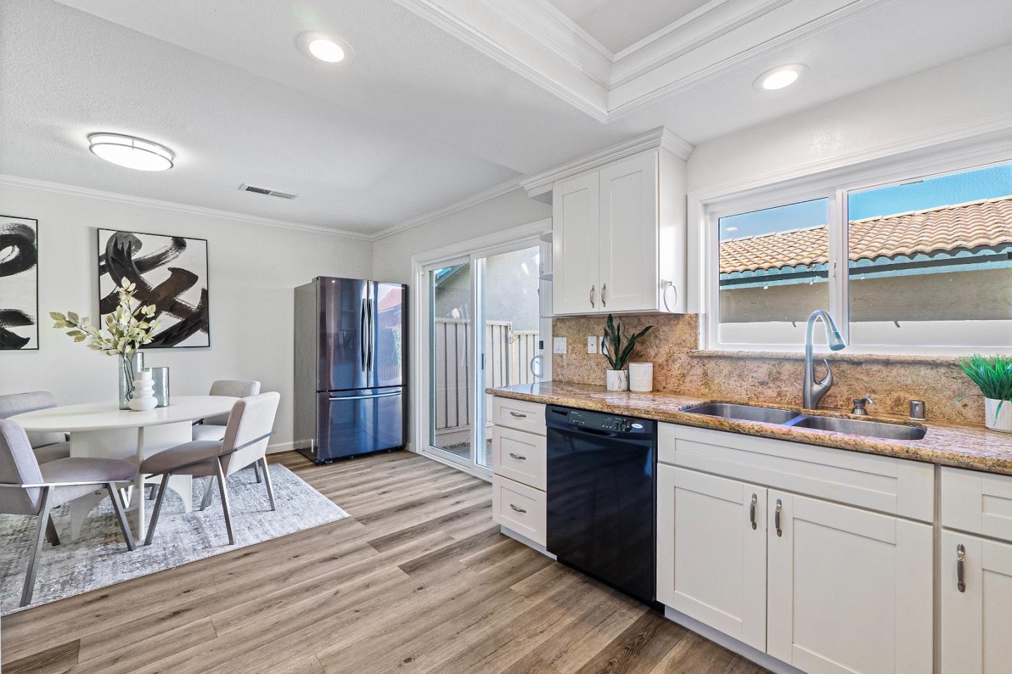 3157 Payne AVE 22