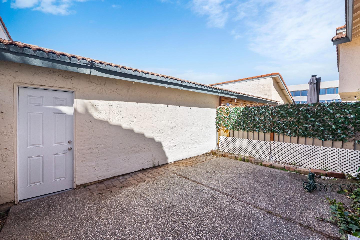 3157 Payne AVE 22