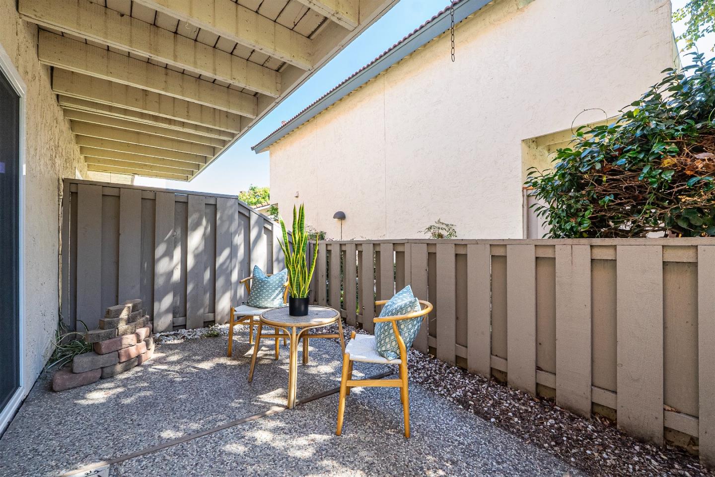 3157 Payne AVE 22