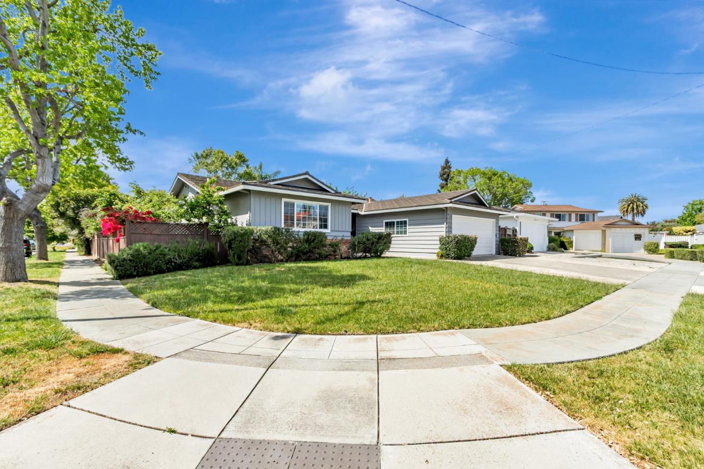 529 Park Meadow CT